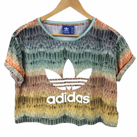 ADIDAS | Farm Menire Top & Shorts Set - Picture 3 of 10